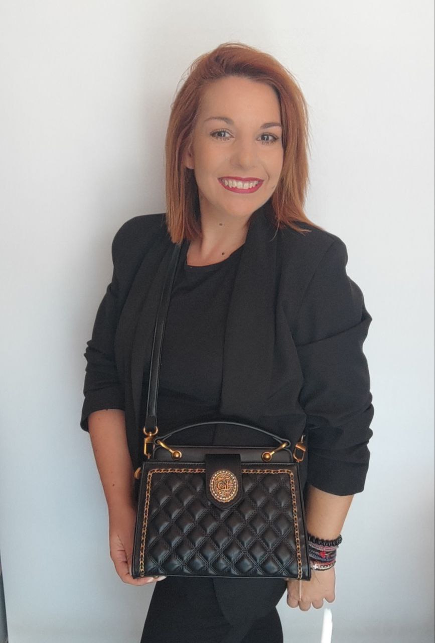 Τσάντα χειρός με λουράκι ώμου μαύρο-1