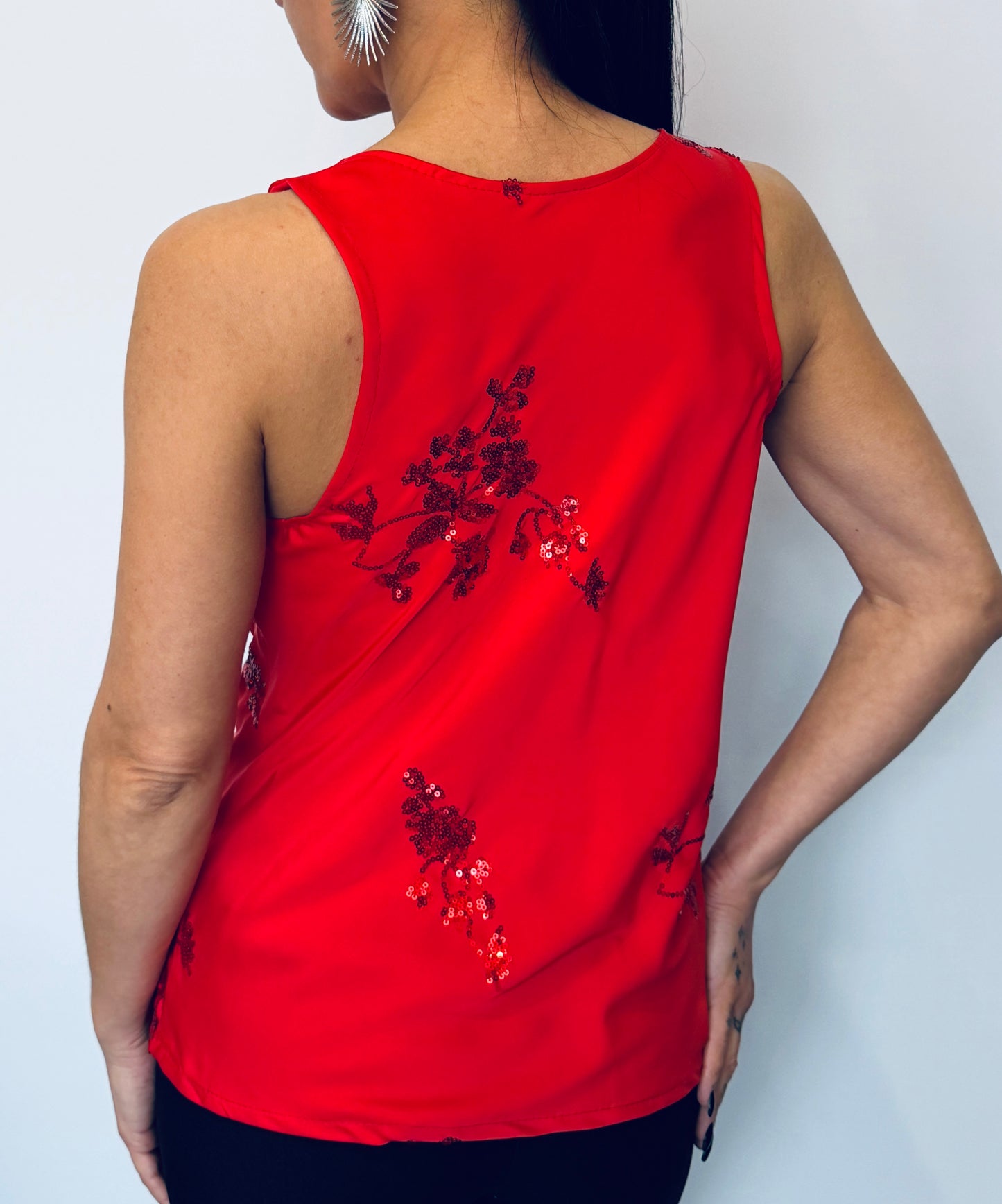 Γυναικείο Top με Διακοσμητικές Λεπτομέρειες & Ντραπέ Λαιμόκοψη Κόκκινο-6