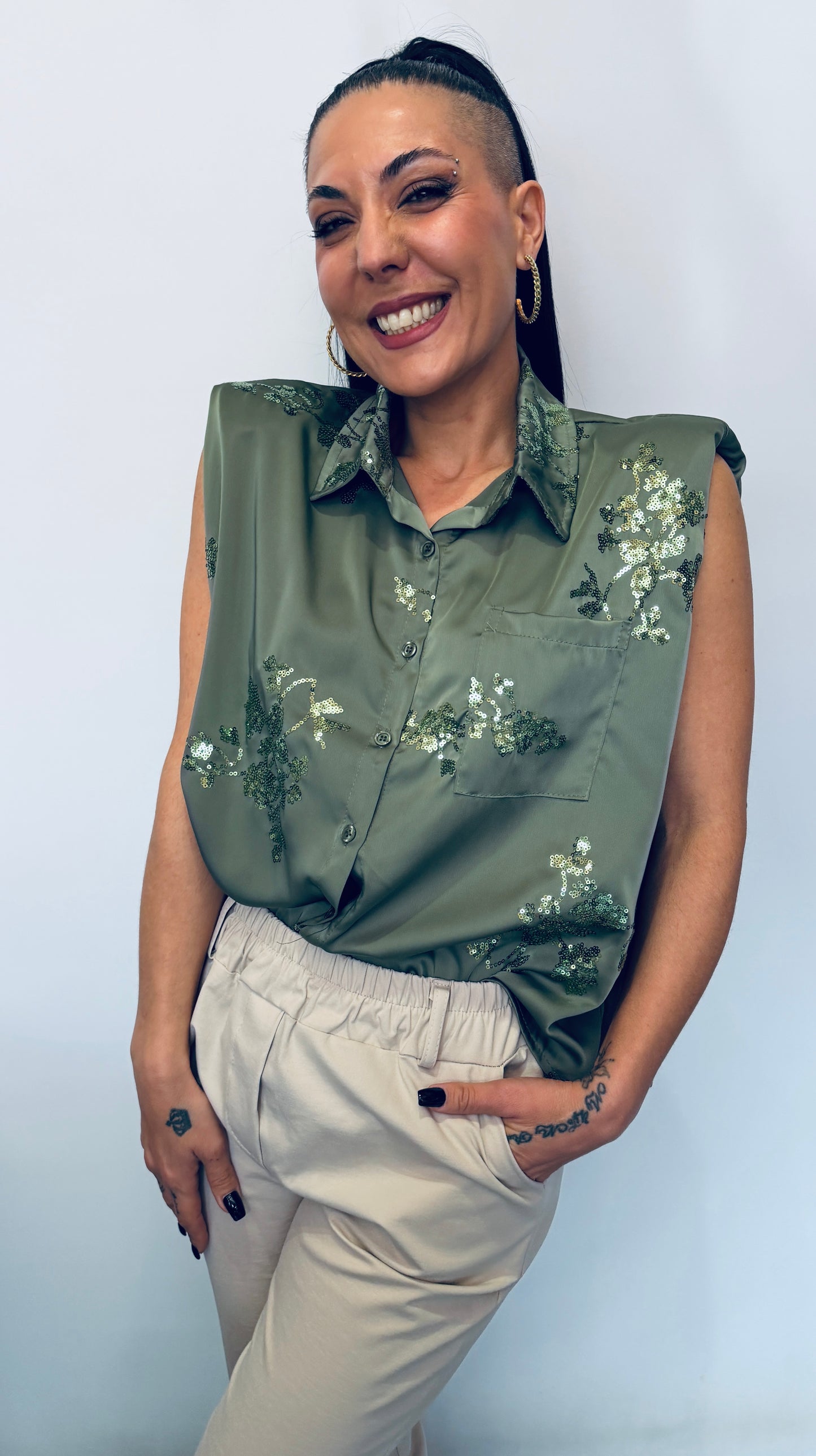 Γυναικείο Αμάνικο Πουκάμισο με Διακοσμητικές Παγιέτες Πράσινο-2