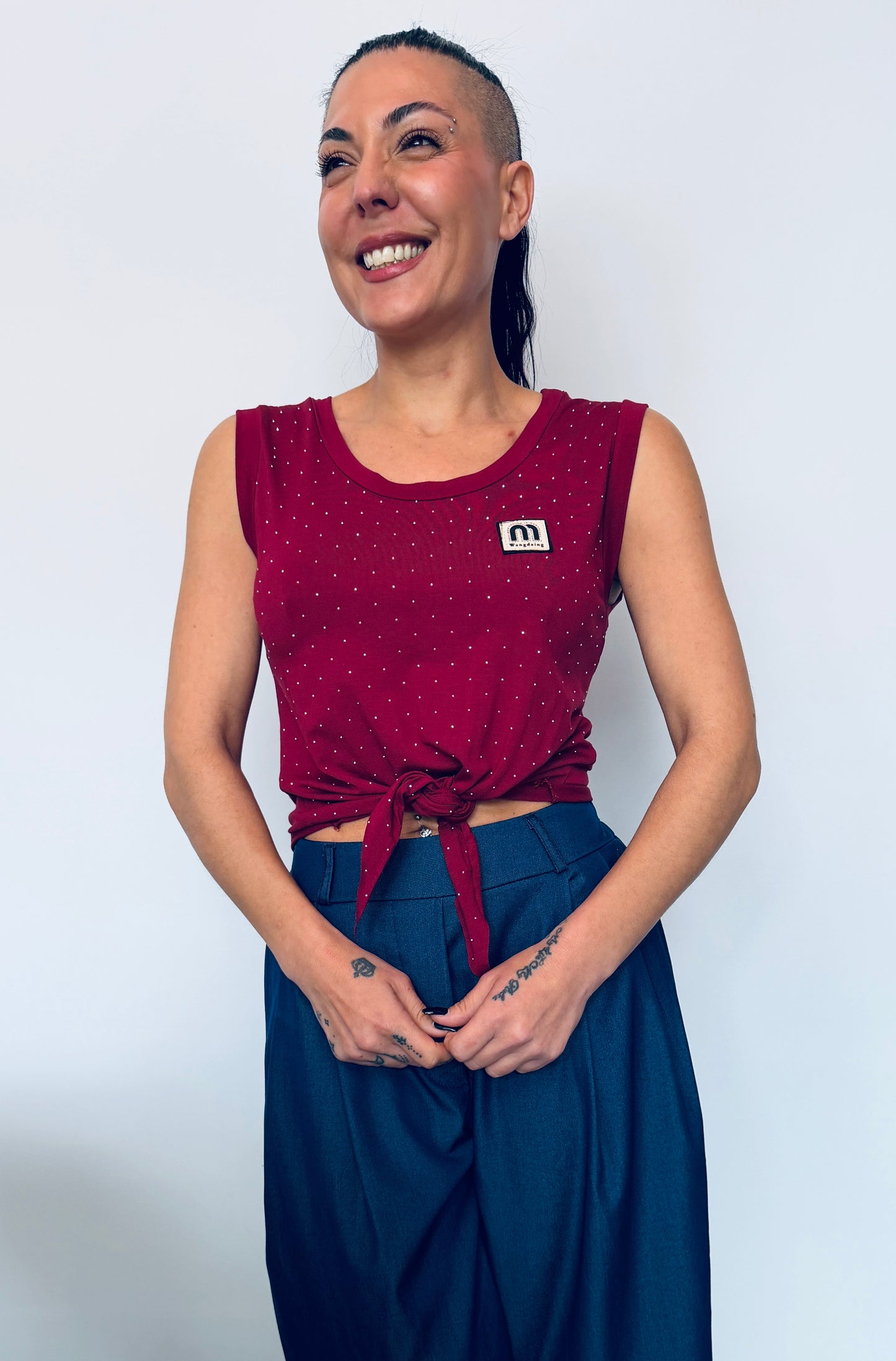 Γυναικείο Crop Top με Δέσιμο & Διακριτικά Strass Μπορντό-3