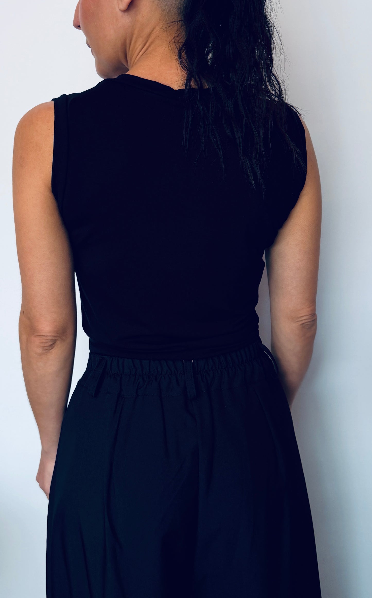 Γυναικείο Crop Top με Δέσιμο & Διακριτικά Strass Μαύρο-8