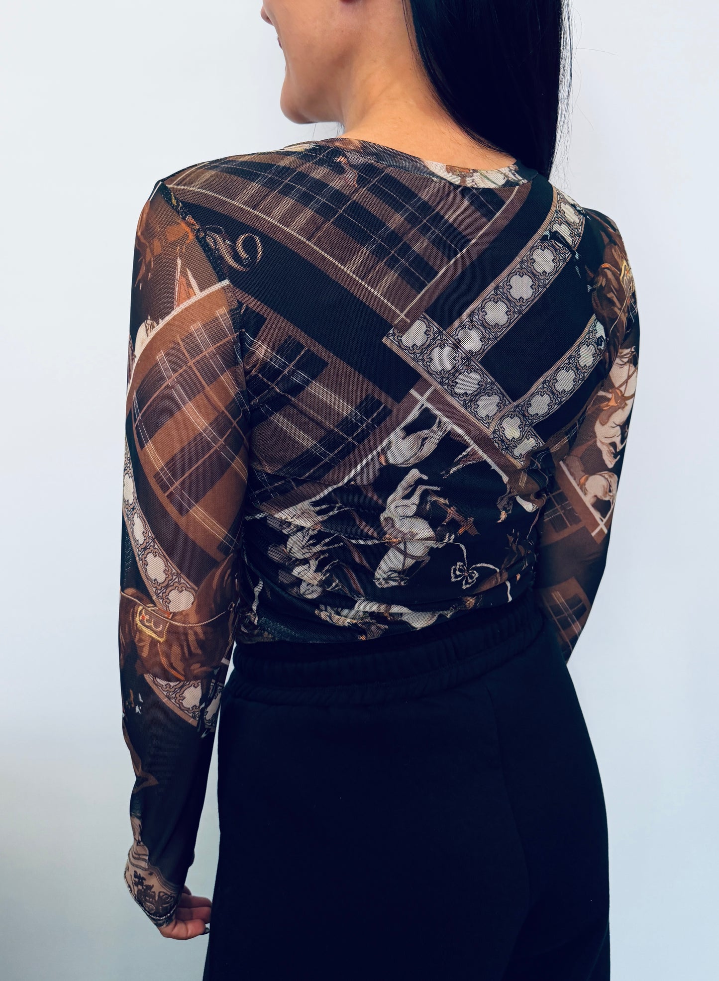 Γυναικείο Mesh Top με Print & Εφαρμοστή Γραμμή