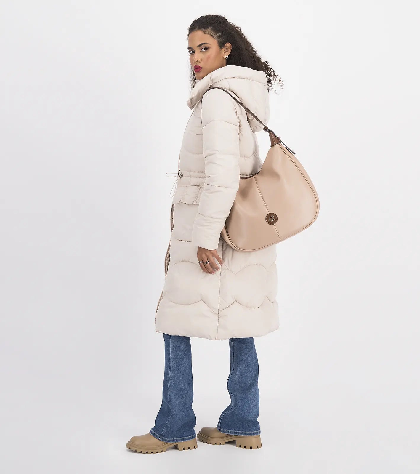 AXEL ΤΣΑΝΤΑ ΩΜΟΥ PHYLLIS ΜΕ ΡΥΘΜΙΖΟΜΕΝΟ ΛΟΥΡΑΚΙ