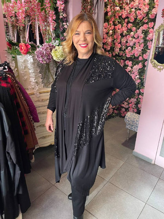 ΖΑΚΕΤΑ ΜΑΚΡΥΑ ΑΝΟΙΧΤΗ ΜΕ ΠΟΥΛΙΕΣ	ΜΑΥΡΟ