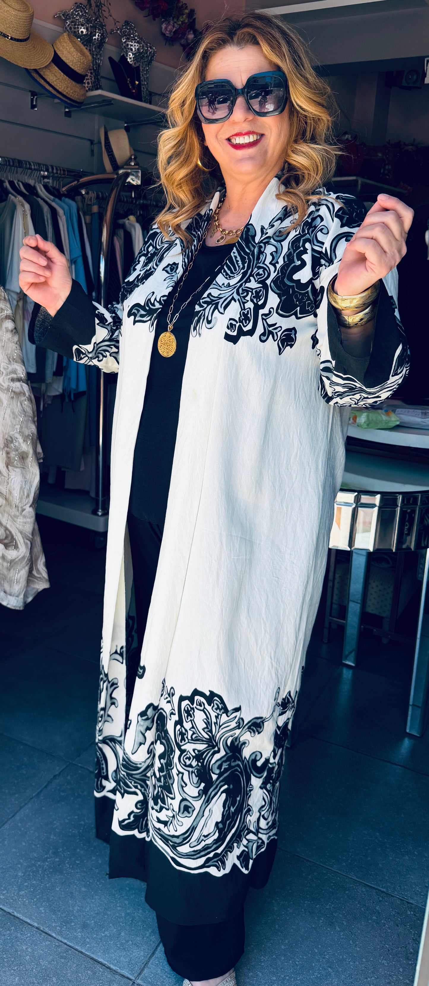 Μακρύ Κιμονό με Baroque Σχέδιο & Ζωνάκι Plus Size Μαύρο-1