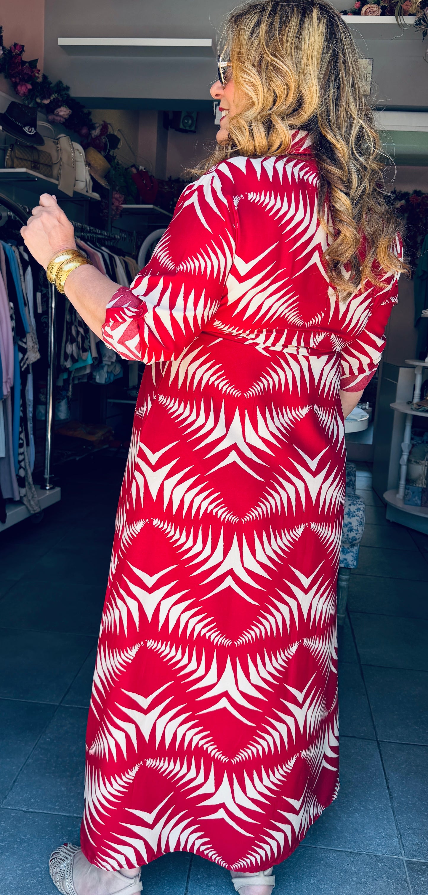 Μάξι Φόρεμα Σεμιζιέ με Σχέδιο & Ζωνάκι Plus Size Κοκκίνο-Ασπρο -4