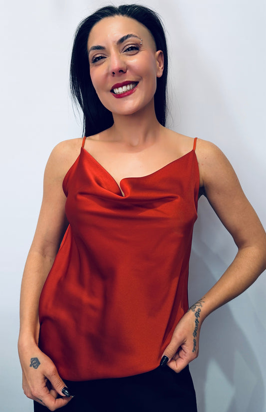 Γυναικείο Top με Ντραπέ Λαιμόκοψη & Λεπτές Τιράντες Κεραμιδί -4