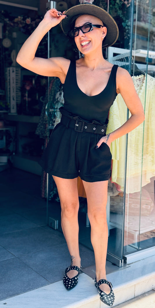 Γυναικείο Ψηλόμεσο Shorts Μαύρο με Ζώνη