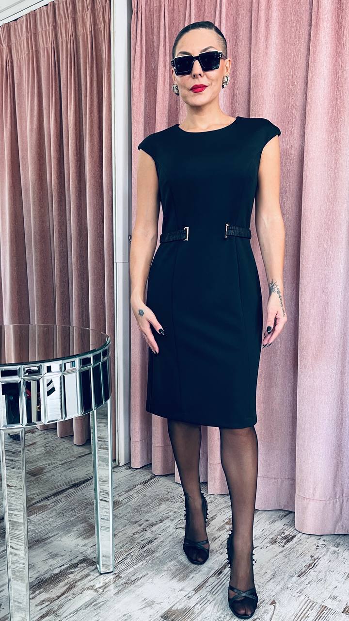 Vagias Φόρεμα αμάνικο σε ίσια γραμμή με χρυσό φερμουάρ στο πίσω μέρος