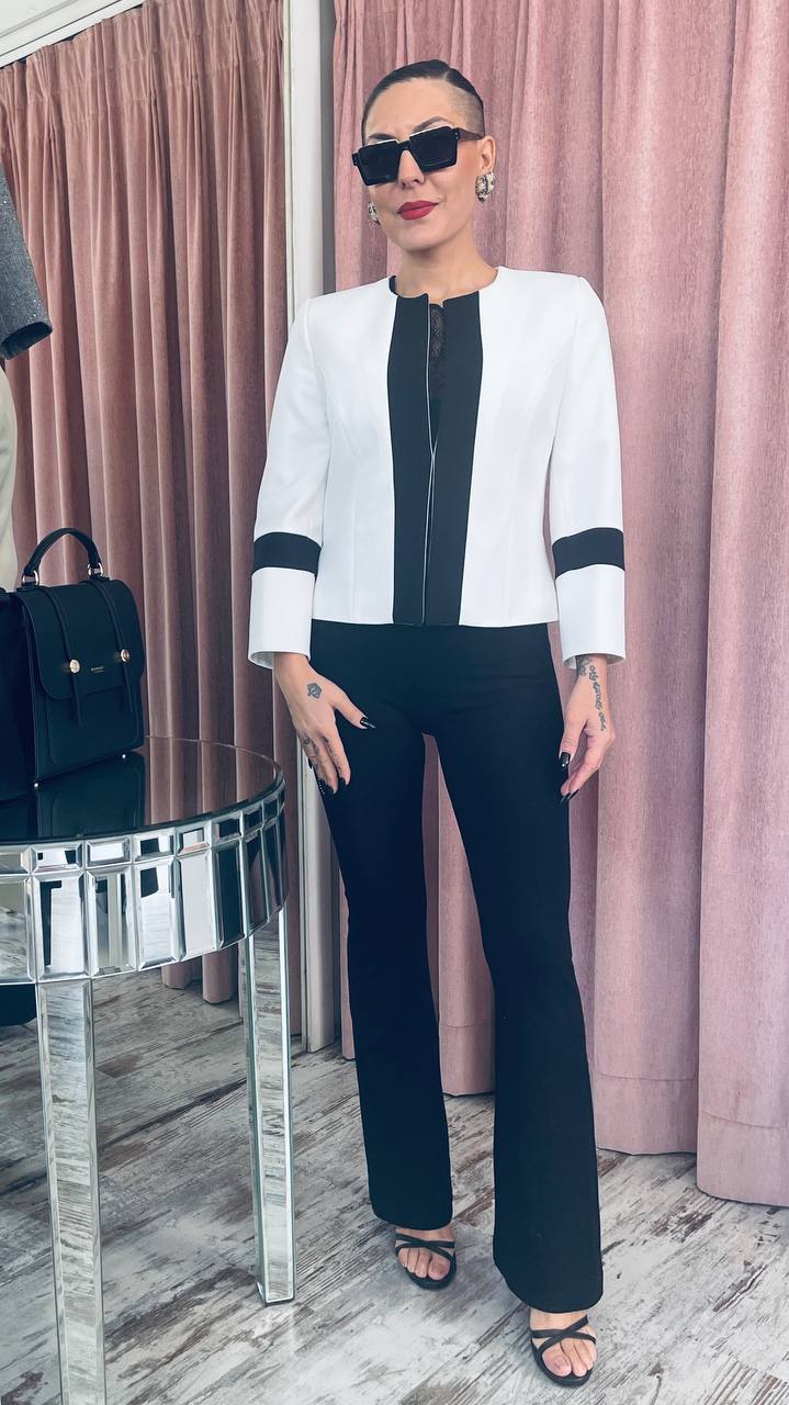 Vagias ΚΛΑΣΣΙΚΟ ΚΟΝΤΟ ΜΕ ΜΑΥΡΕΣ ΛΕΠΤΟΜΕΡΕΙΕΣ	ΛΕΥΚΟ