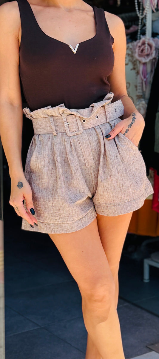 Ψηλόμεσο Shorts με Ζώνη – Μπεζ-3
