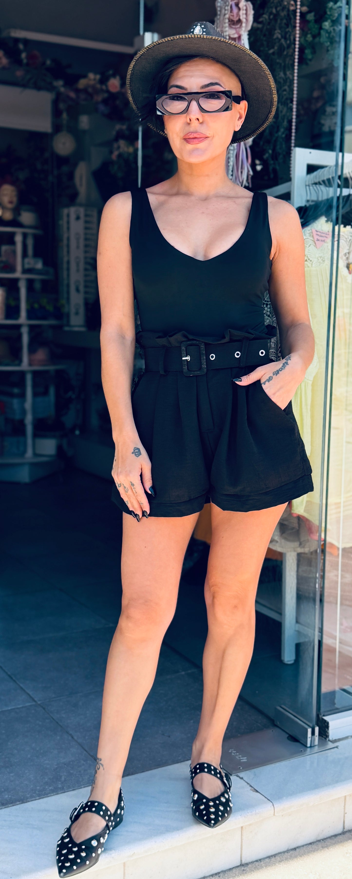 Γυναικείο Ψηλόμεσο Shorts Μαύρο με Ζώνη