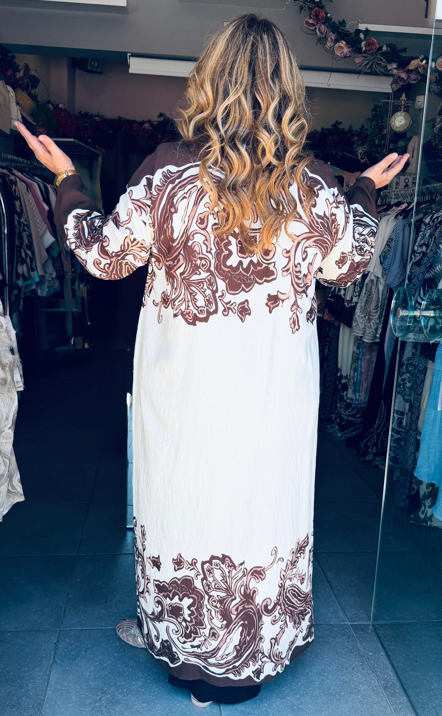 Μακρύ Κιμονό με Baroque Σχέδιο & Ζωνάκι Plus Size Καφέ-2