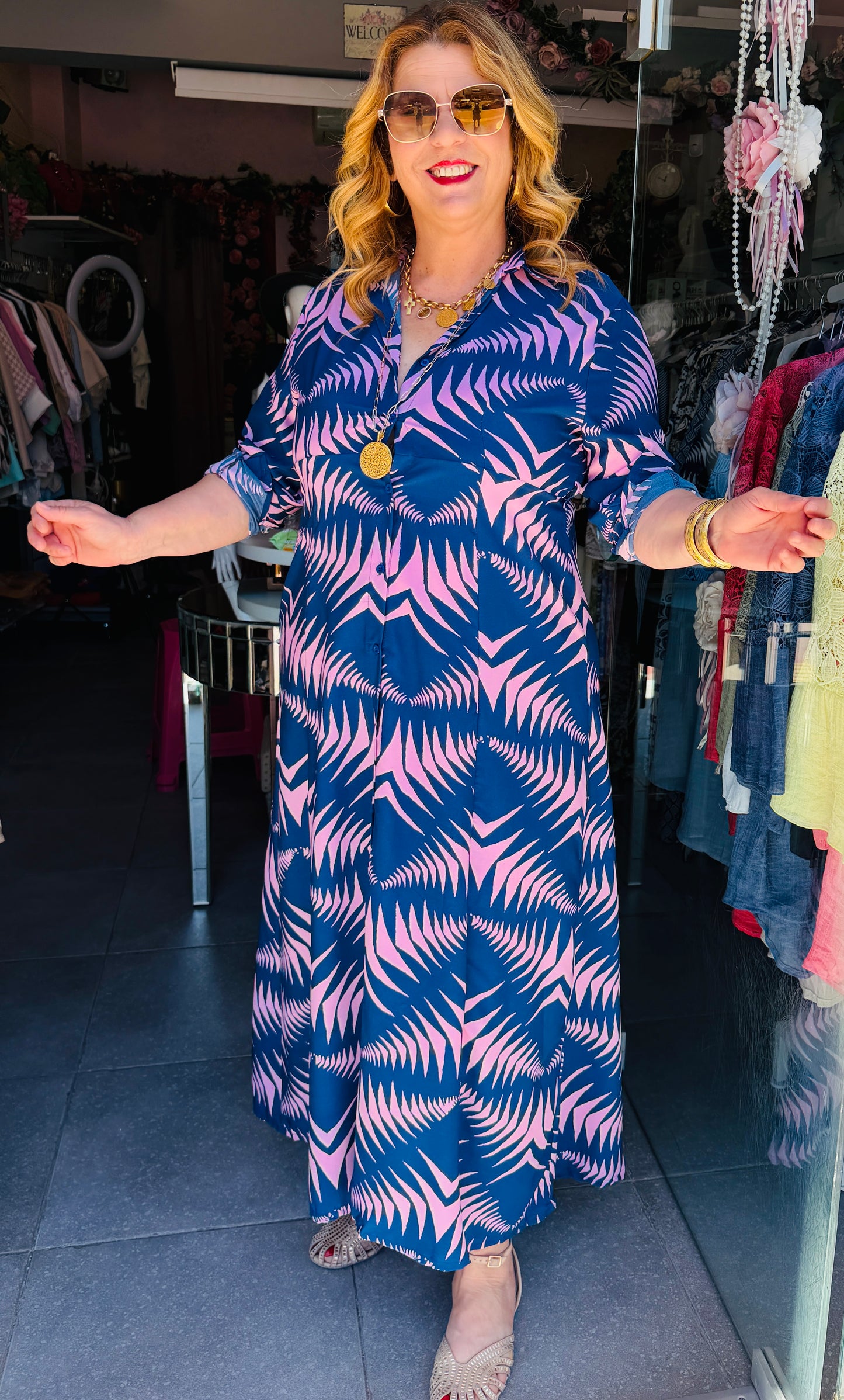 Μάξι Φόρεμα Σεμιζιέ με Σχέδιο & Ζωνάκι Plus Size Μπλε-Ασπρο -2