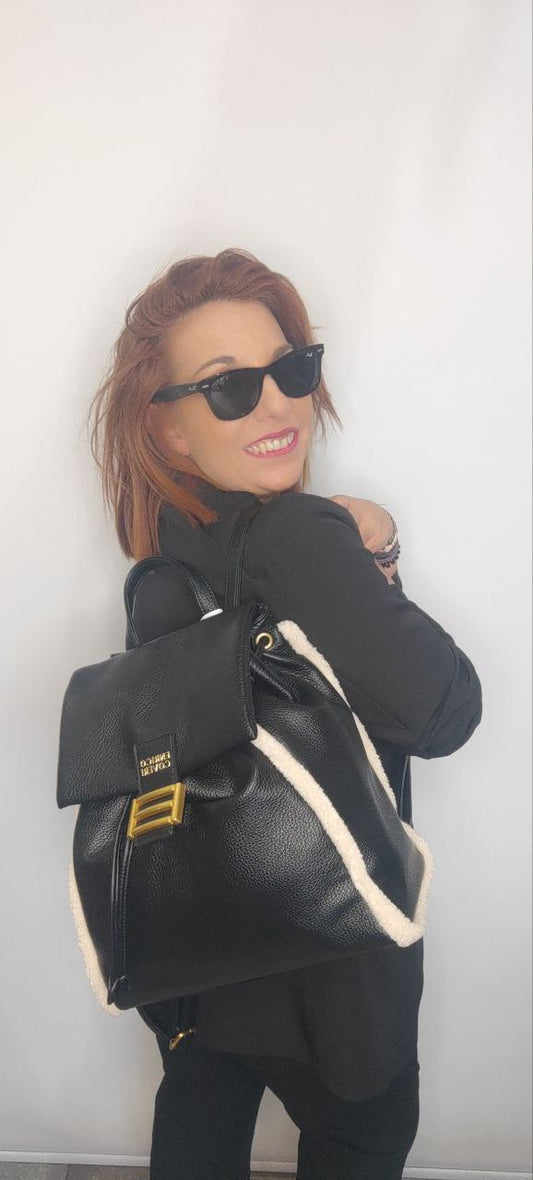 Σακίδιο με χρηστή λεπτομέρεια μαύρο -1