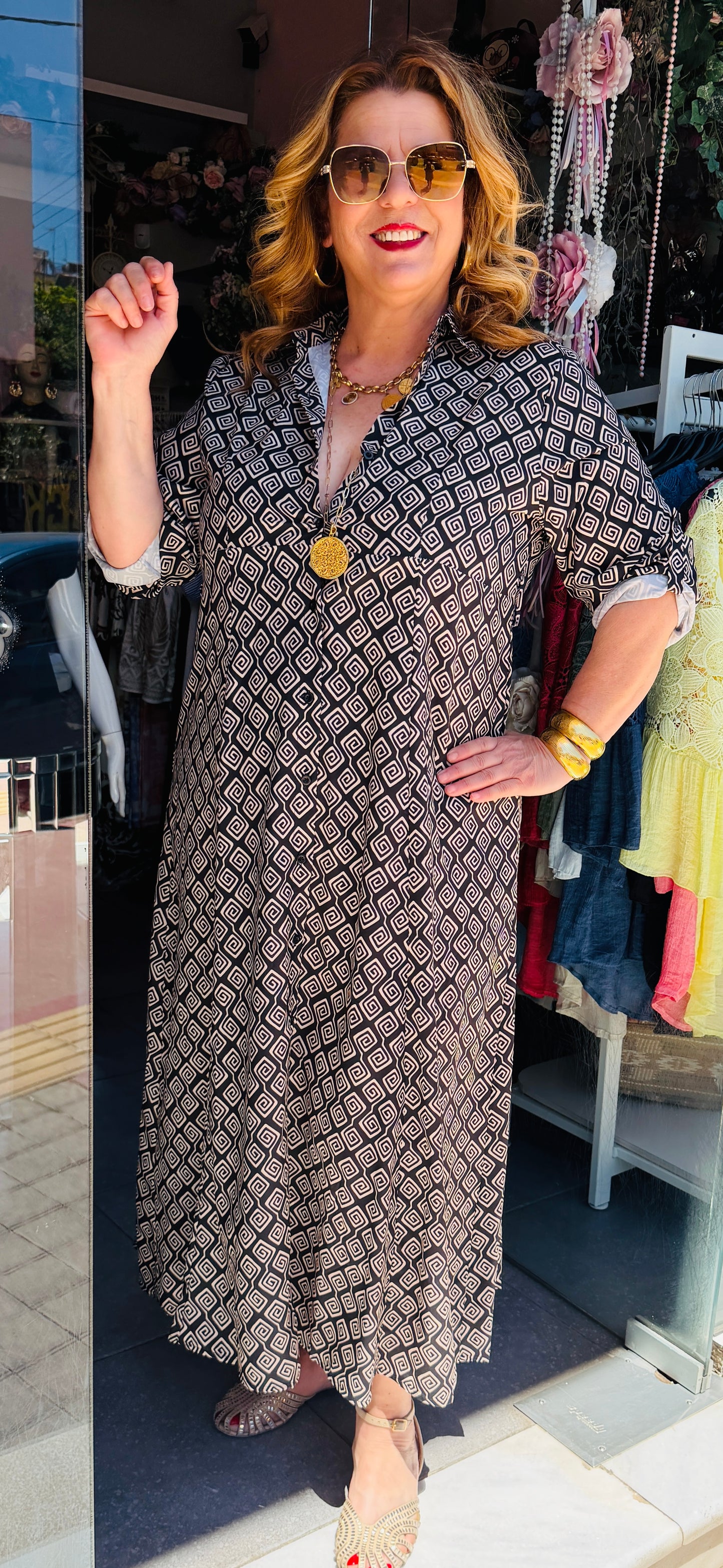 Μάξι Φόρεμα Σεμιζιέ με Σχέδιο Μέανδρος Plus Size Μαυρο-1