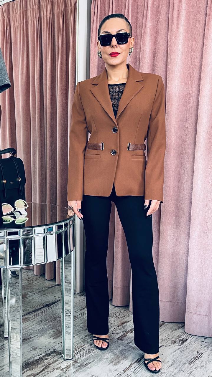 Vagias ΚΛΑΣΣΙΚΟ ΜΕΣΑΤΟ ΜΕ ΔΕΡΜΑΤΙΝΗ ΛΕΠΤΟΜΕΡΕΙΑ	ΚΑΦΕ